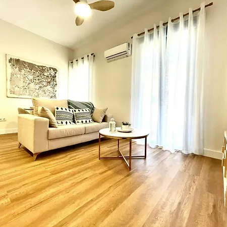 House In Garden 1 Apartment
